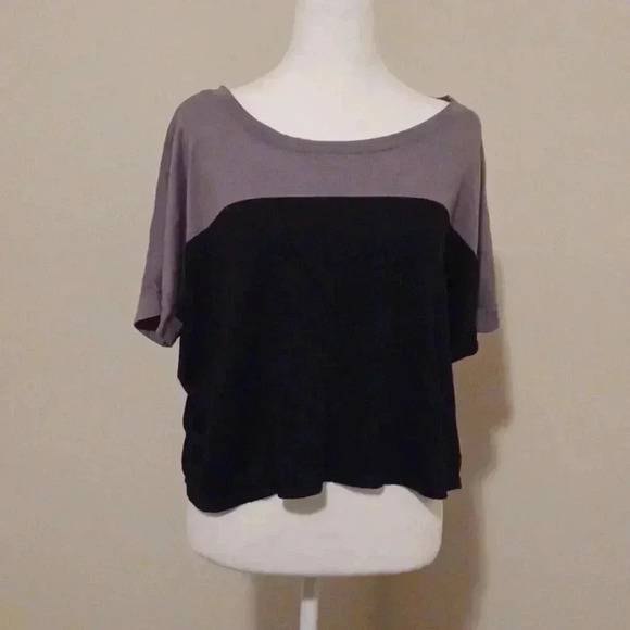 💙🌺Color block short sleeve sweater - Picture 4 of 10